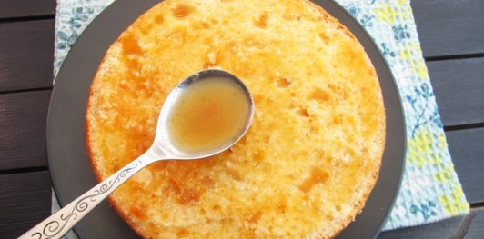 Фото приготовления рецепта: Торт на кефире "Три стакана" - шаг №28