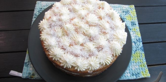 Фото приготовления рецепта: Торт на кефире "Три стакана" - шаг №32