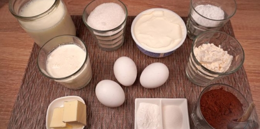 Фото приготовления рецепта: Турецкий «влажный» шоколадный торт - шаг №2