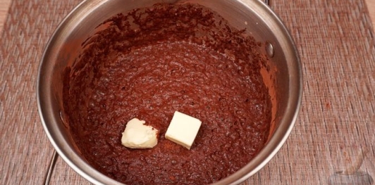 Фото приготовления рецепта: Турецкий «влажный» шоколадный торт - шаг №17