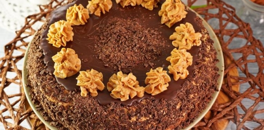 Фото приготовления рецепта: Венгерский торт "Деак" (Deák-torta) - шаг №25