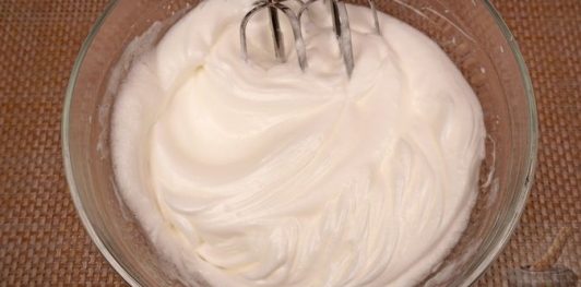 Фото приготовления рецепта: Венгерский торт "Деак" (Deák-torta) - шаг №6