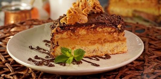 Фото приготовления рецепта: Венгерский торт "Деак" (Deák-torta) - шаг №27