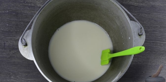 Фото приготовления рецепта: Влажные пасхальные куличи - шаг №7