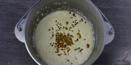 Фото приготовления рецепта: Влажные пасхальные куличи - шаг №21