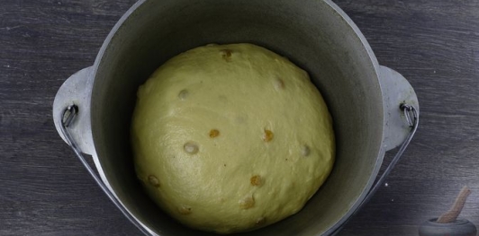 Фото приготовления рецепта: Влажные пасхальные куличи - шаг №26