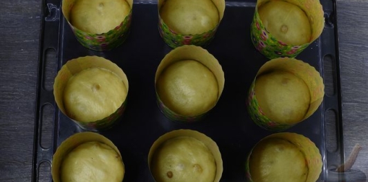 Фото приготовления рецепта: Влажные пасхальные куличи - шаг №31